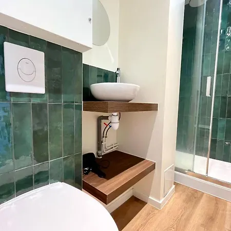 Appartement Pépinière Rénové Et équipé